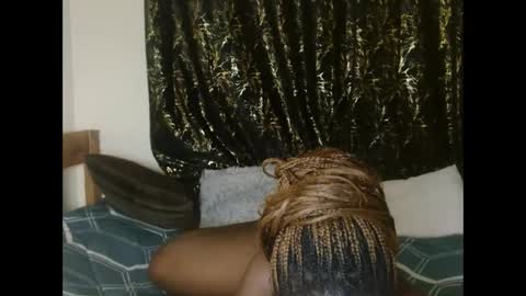 sexxypritty online show from 11-16-25, 06:57