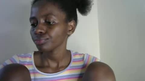 Snapshot of sexxywider_ebony chatting on 01-29-25, 08:18 sexxywide ebony online show from 01-29-25, 08:18