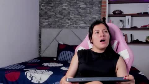 Sexxy-Couple online show from 02-26-26, 06:23