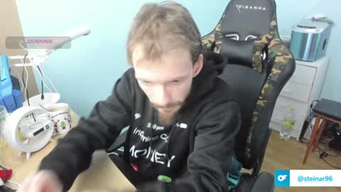 Snapshot of sexy432629 chatting on 01-10-25, 02:02 evry tip help me to buy a new car 111-1111-111111 tk online show from 01-10-25, 02:02