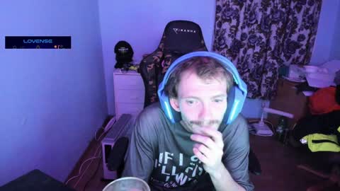 Snapshot of sexy432629 chatting on 01-25-25, 04:13 evry tip help me to buy a new car 111-1111-111111 tk online show from 01-25-25, 04:13