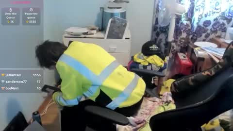 Snapshot of sexy432629 chatting on 02-05-26, 02:22 evry tip help me to buy a new car 111-1111-111111 tk online show from 02-05-26, 02:22