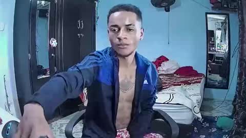 Sebastian online show from 04-08-26, 07:58