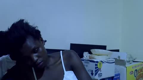 Snapshot of sexy_aliyahh chatting on 05-30-26, 08:17 sexy_aliyahh online show from 05-30-26, 08:17