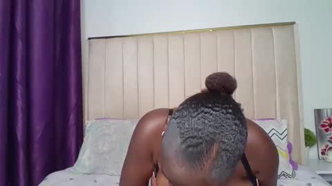 sexy_ari2 online show from 05-05-26, 10:12