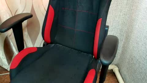 Jessica  Face only in pvt or in snapchat Dont ask more.... online show from 03-05-26, 11:06