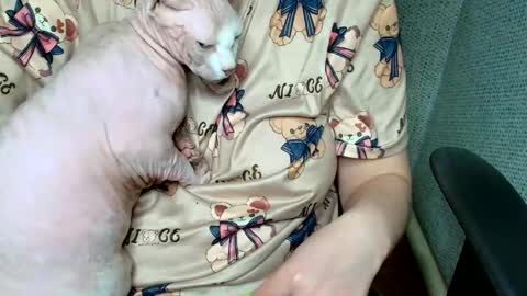 Jessica  Face only in pvt or in snapchat Dont ask more.... online show from 03-21-26, 11:30