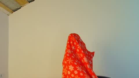 Snapshot of sexy_b0rsch chatting on 12-23-25, 04:43 sexy_b0rsch online show from 12-23-25, 04:43