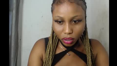 Snapshot of sexy_badgirl2 chatting on 10-09-25, 05:00 Sexy blackgirl2 online show from 10-09-25, 05:00