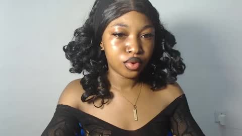 sexy_bluey247 online show from 04-17-26, 02:58
