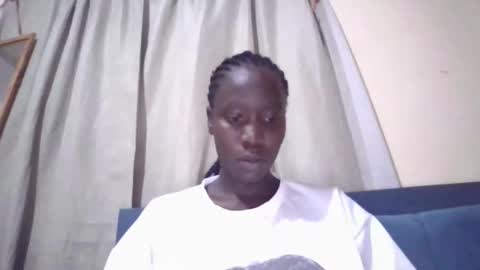 sexy_butty01 online show from 10-24-25, 04:36