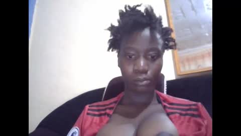 sexy_butty01 online show from 04-24-26, 09:28