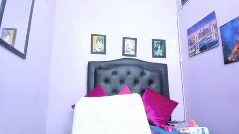 sexy_candy18x online show from 07-26-26, 11:55