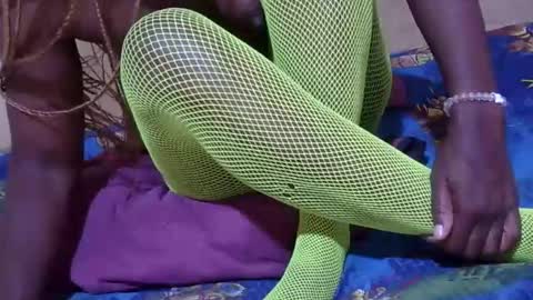 sexy_candy9 online show from 09-20-25, 07:04