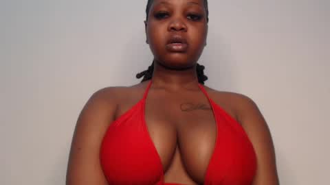 Snapshot of sexy_chocolata chatting on 06-27-26, 09:03 chocolata online show from 06-27-26, 09:03