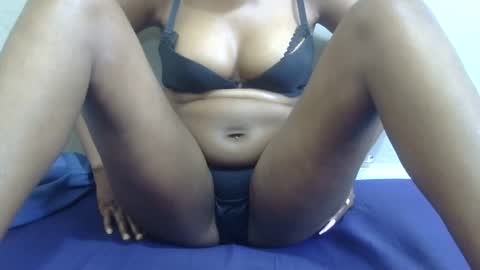 Snapshot of sexy_claude96 chatting on 02-11-25, 07:33 sexy_claude96 online show from 02-11-25, 07:33