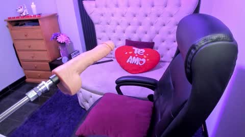  C R I S T A L  online show from 01-18-26, 03:21