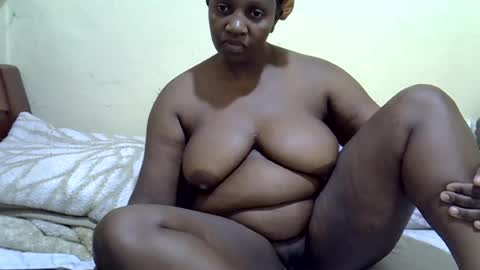 Snapshot of sexy_dee1 chatting on 06-21-26, 07:55 Sweet Dee online show from 06-21-26, 07:55