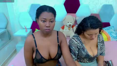 sexy_duo_girl online show from 06-14-26, 03:30