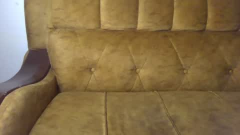 Snapshot of sexy_ellahh chatting on 06-20-26, 10:29 Ellahh online show from 06-20-26, 10:29