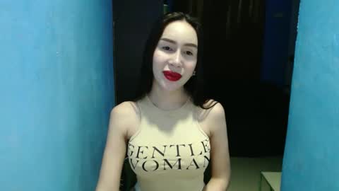 sexy_emily92 online show from 12-04-25, 04:59