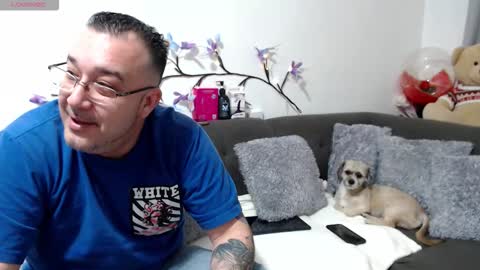 Sexy Ginuin Couple online show from 02-26-26, 04:44