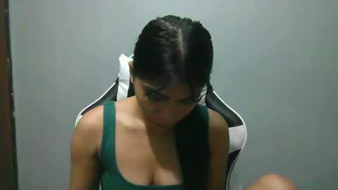Snapshot of sexy_hot_pussie chatting on 02-23-25, 05:34 just call me sofia online show from 02-23-25, 05:34