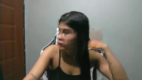 Snapshot of sexy_hot_pussie chatting on 02-23-25, 01:10 just call me sofia online show from 02-23-25, 01:10