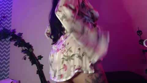 Snapshot of sexy_impact chatting on 03-10-25, 03:34 online show from 03-10-25, 03:34