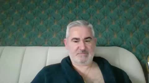 Antonio online show from 04-24-26, 05:54