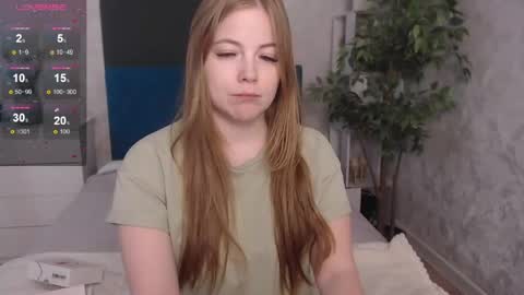 Jennifer online show from 05-23-26, 02:54