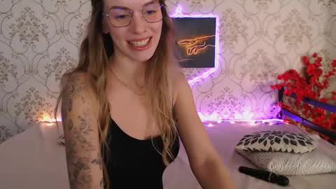 Snapshot of sexy_juliaxo chatting on 02-07-25, 06:56 Sexy Juliaxo online show from 02-07-25, 06:56