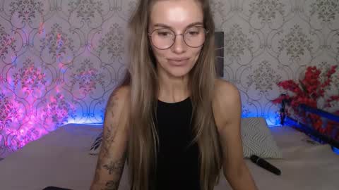 Snapshot of sexy_juliaxo chatting on 09-19-25, 02:35 Sexy Juliaxo online show from 09-19-25, 02:35