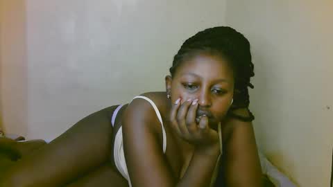 sexy_latasha online show from 10-22-25, 03:29