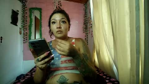 sexy lolas online show from 04-21-26, 10:01