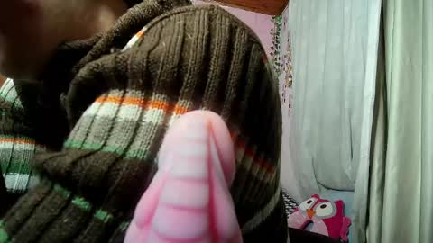 sexy lolas online show from 04-24-26, 05:32