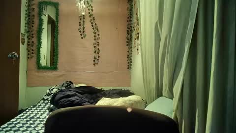 sexy lolas online show from 04-25-26, 01:19