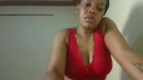sexy_lyna online show from 12-01-25, 06:02
