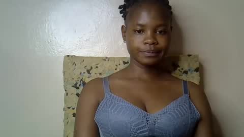 Molyne online show from 04-18-26, 11:16