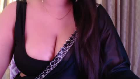 Snapshot of sexy_myra18 chatting on 05-18-26, 04:07 myra online show from 05-18-26, 04:07
