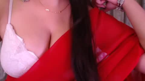Snapshot of sexy_myra18 chatting on 05-20-26, 04:40 myra online show from 05-20-26, 04:40
