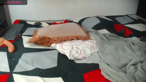 Snapshot of sexy_night_bm chatting on 01-10-25, 05:15 Jhoana online show from 01-10-25, 05:15