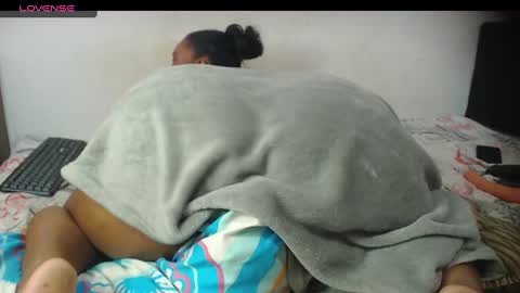 Snapshot of sexy_night_bm chatting on 02-02-25, 05:32 Jhoana online show from 02-02-25, 05:32