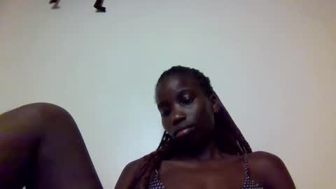 sexy_petittie online show from 09-23-25, 07:06
