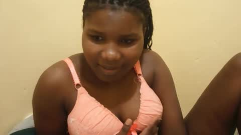 Queen online show from 03-08-26, 03:16