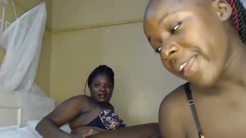 Snapshot of sexy_serena_ chatting on 01-12-25, 09:08 sexy_serena_ online show from 01-12-25, 09:08