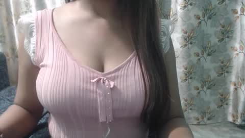 Snapshot of sexy_soniya chatting on 02-11-25, 09:53 Soniya online show from 02-11-25, 09:53