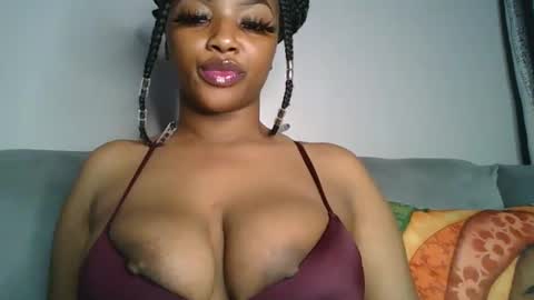 Snapshot of sexy_sweetcandy chatting on 12-24-24, 03:05 sexy sweetcandy online show from 12-24-24, 03:05