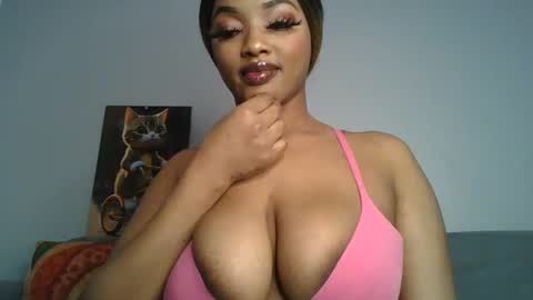 Snapshot of sexy_sweetcandy chatting on 03-08-25, 01:57 sexy sweetcandy online show from 03-08-25, 01:57