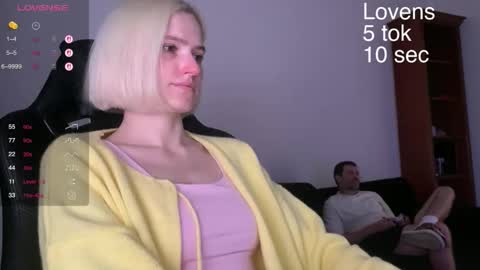 Snapshot of sexy_sweets chatting on 09-16-25, 06:36 Sexy-Sweets online show from 09-16-25, 06:36